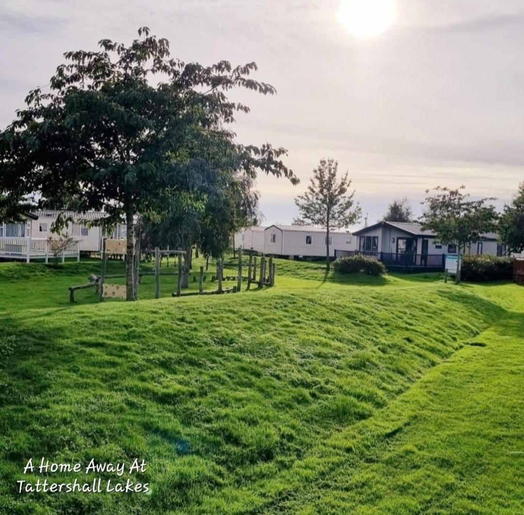 A Away Hot Tub Retreat At Lakes Country Park *