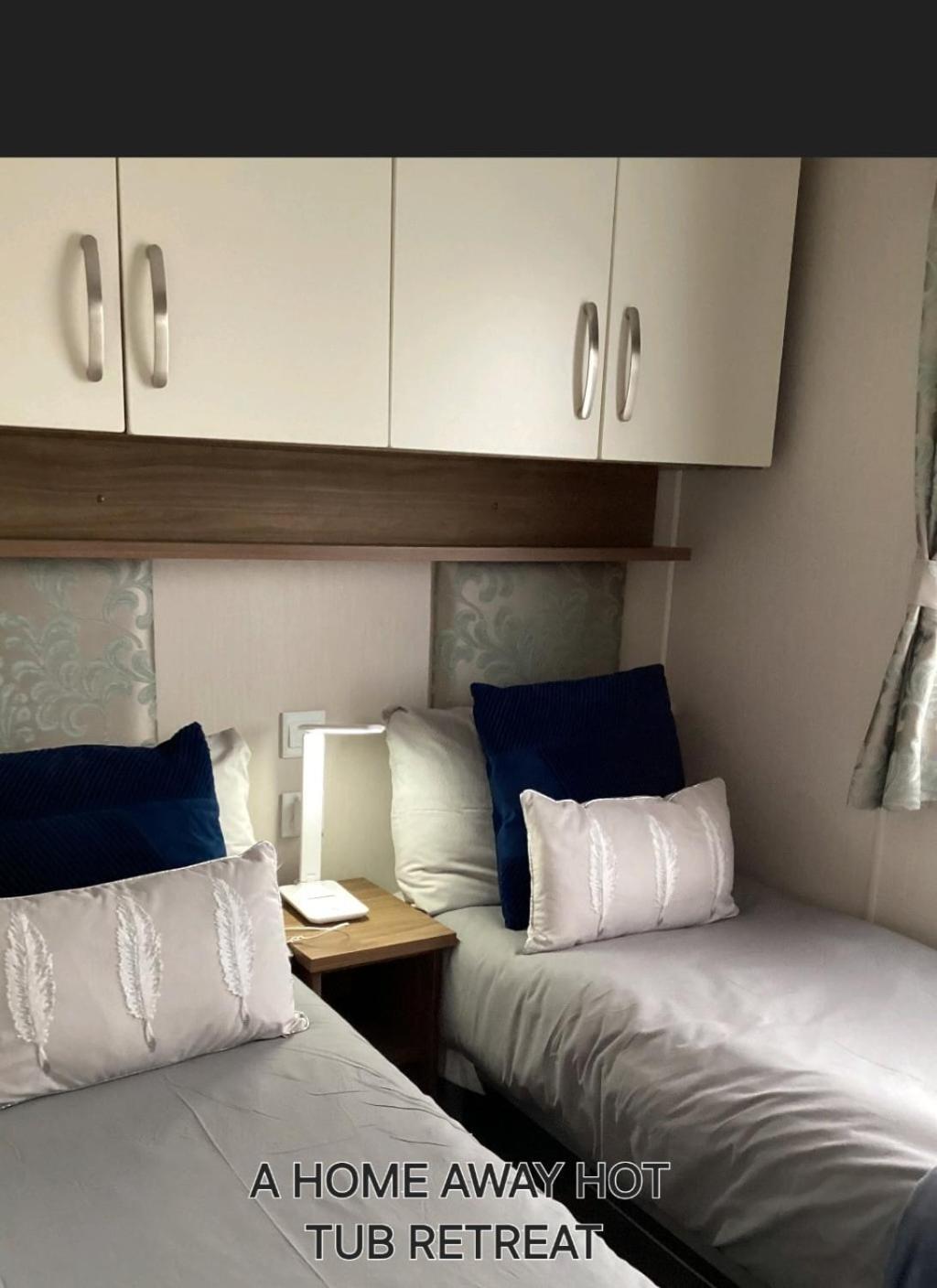 A Away Hot Tub Retreat At Lakes Country Park